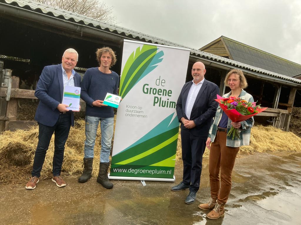 Boerderij Ruimzicht ontvangt de Groene Pluim